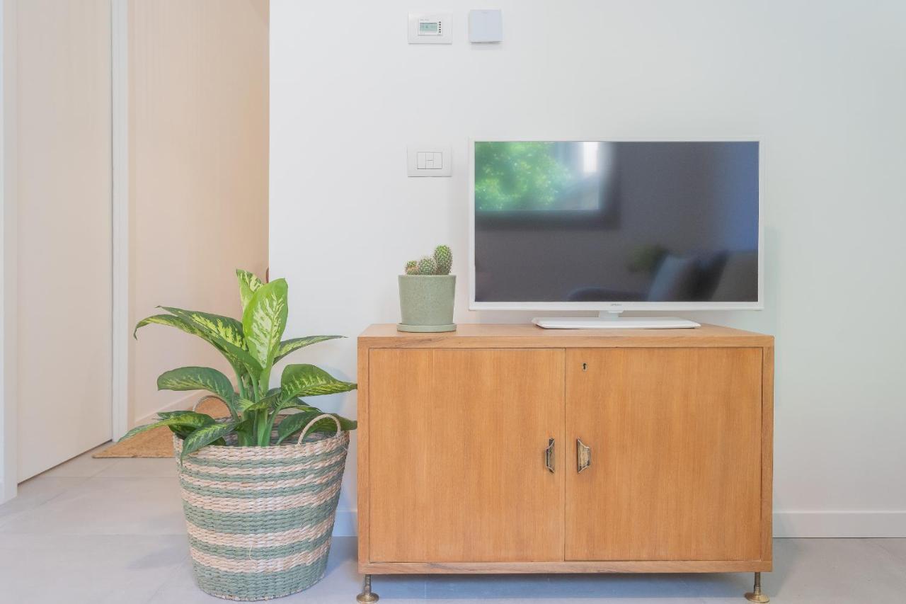 Apartment Ginepro & Salvia In By Rent