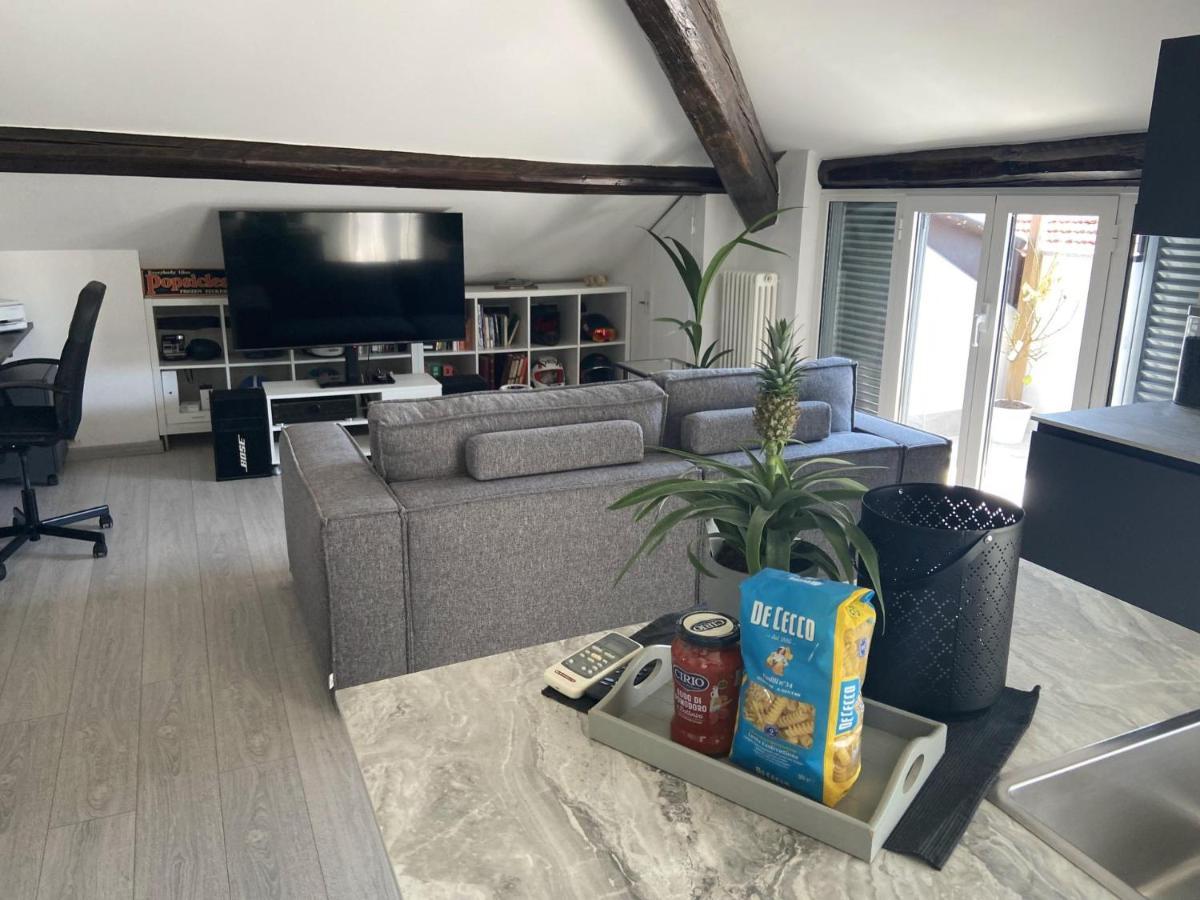 Apartment Rooftop Openspace With Balconies Parking And Bbq Como