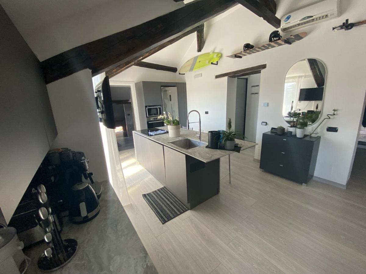 Rooftop Openspace With Balconies Parking And Bbq * Como