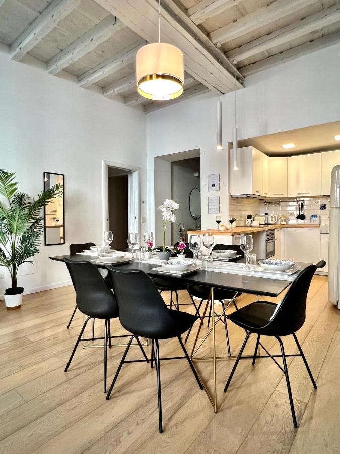Art Of Living Luxury House In