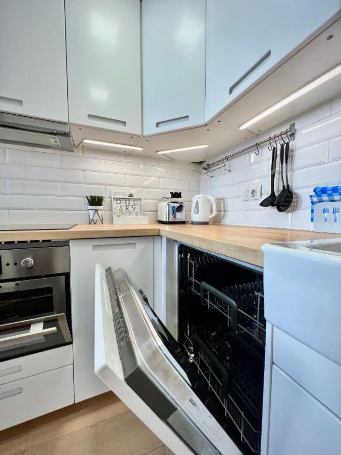 Apartment Art Of Living Luxury House In *