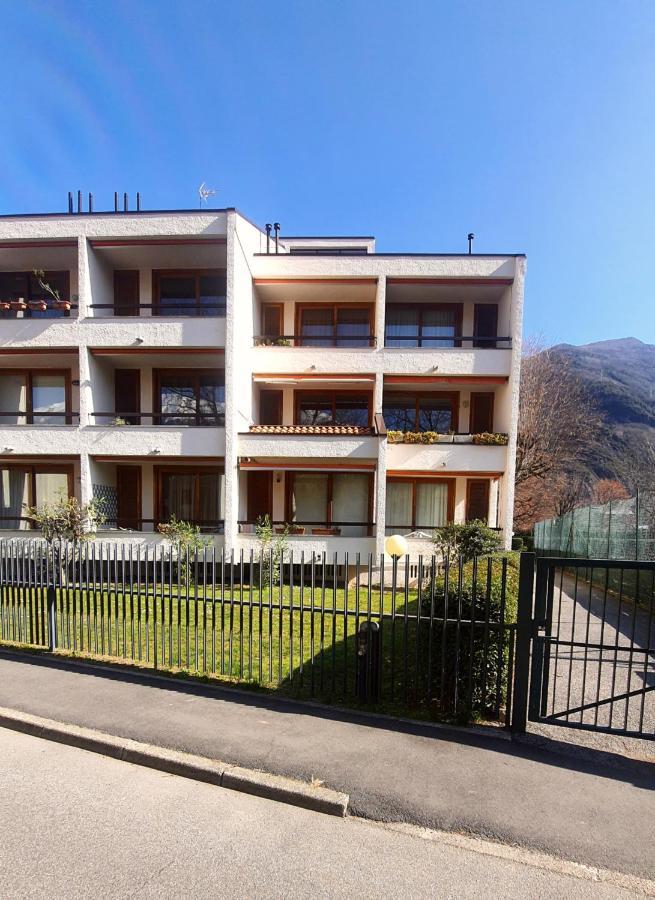 Oasi Verde_pool Renovated Apt. On * Dervio