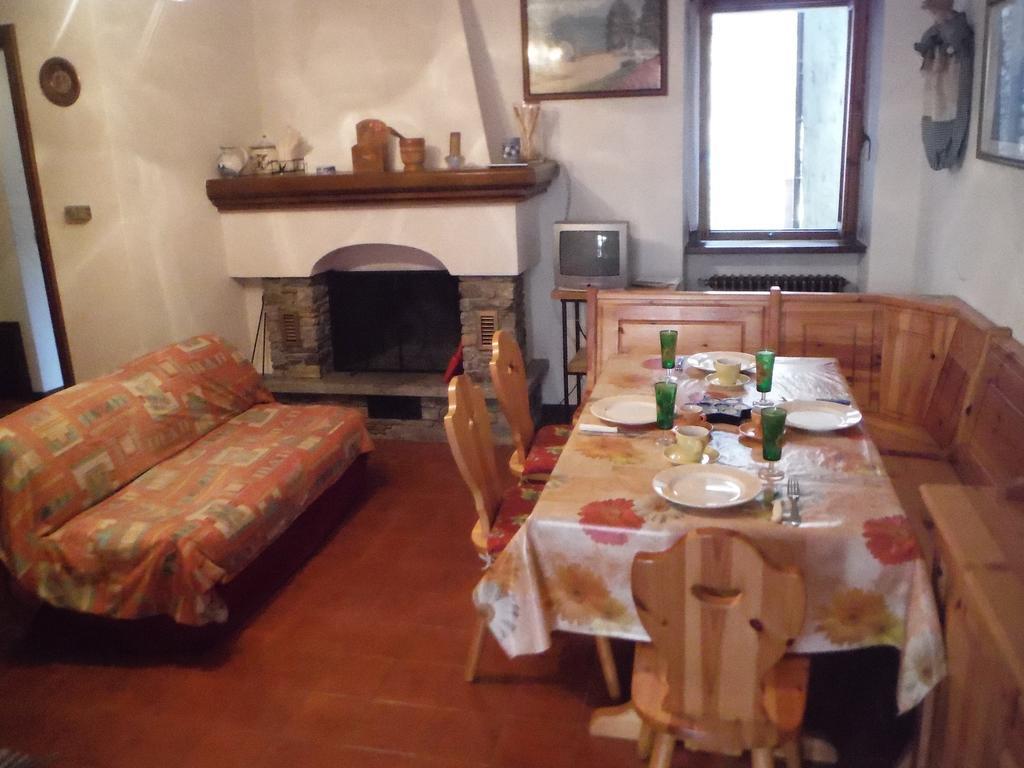 Village House * Gravedona