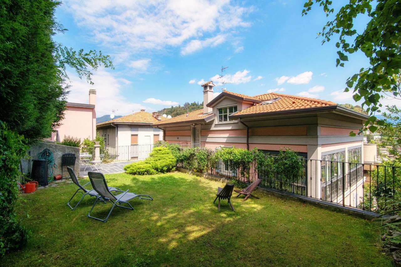 I D'a Charming Penthouse - View- Como- House-130 Mt-2 Double Bedrooms And 2 Double Bathrooms A Spacious Living Room-full Equipped Kitchen-private Garden And Terrace-private Covered Parking Apartment