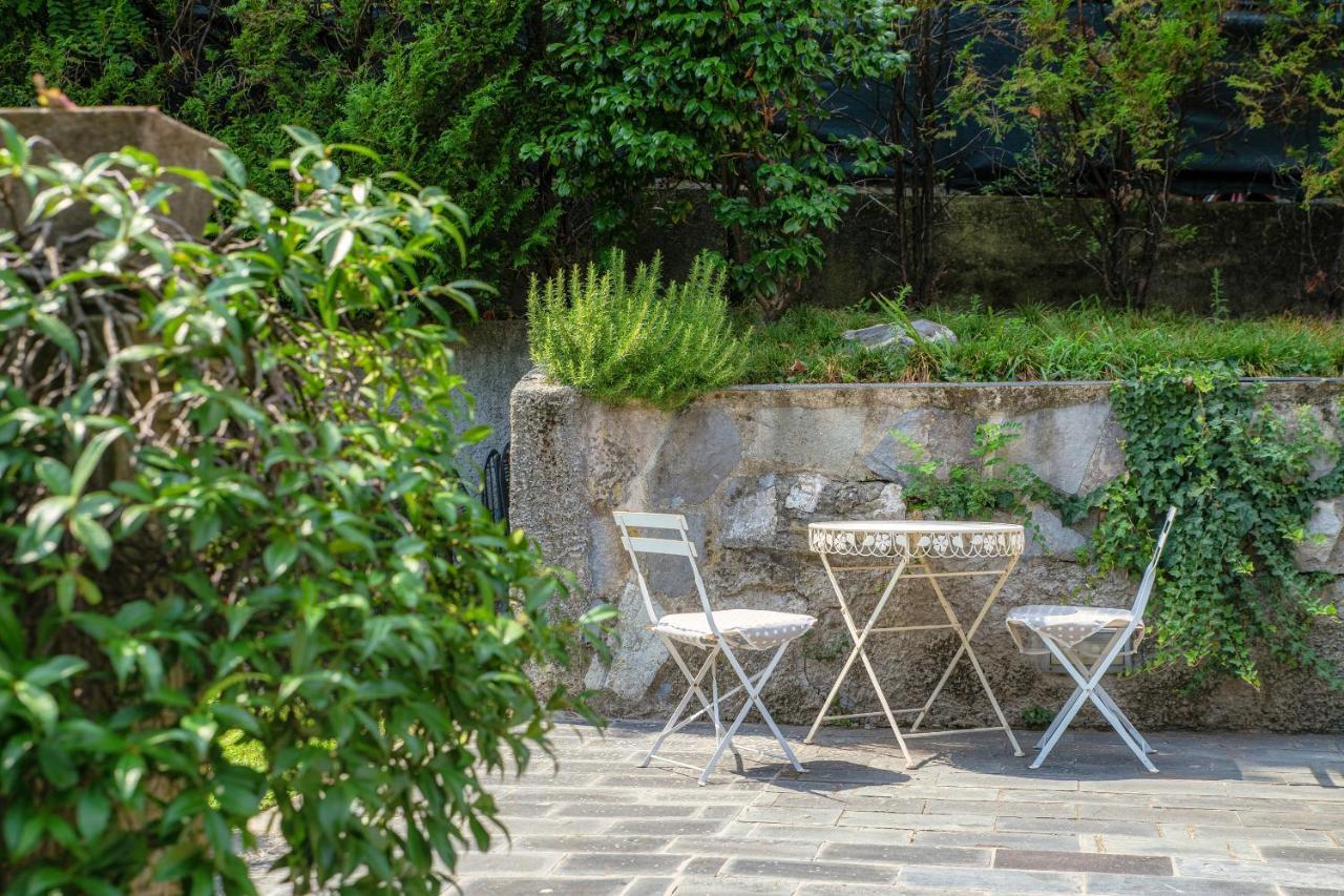 I D'a Charming Penthouse - View- Como- House-130 Mt-2 Double Bedrooms And 2 Double Bathrooms A Spacious Living Room-full Equipped Kitchen-private Garden And Terrace-private Covered Parking Apartment Como