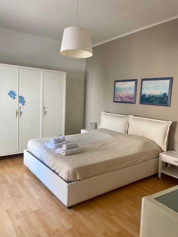 Alexa House Front Apartment Mandello del Lario