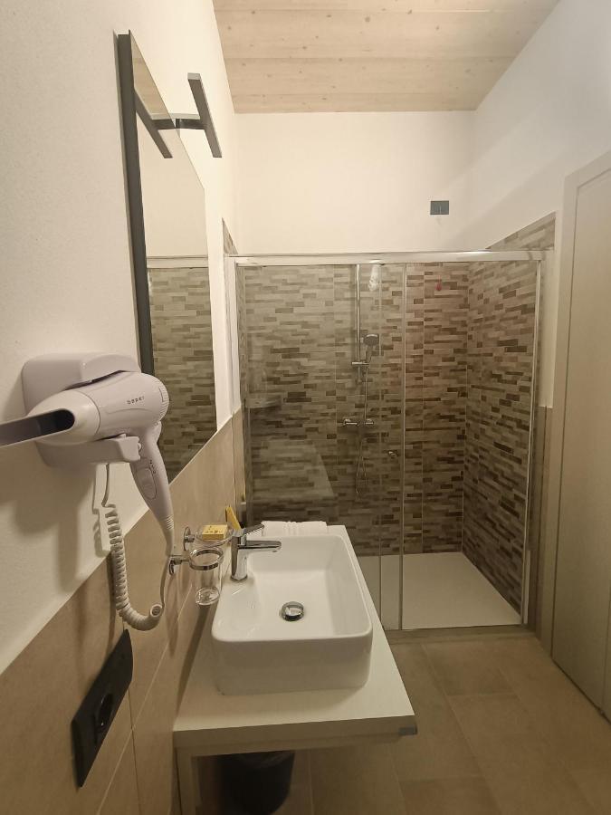 Il Di Piazza Motta Bed & Breakfast Albese Con Cassano