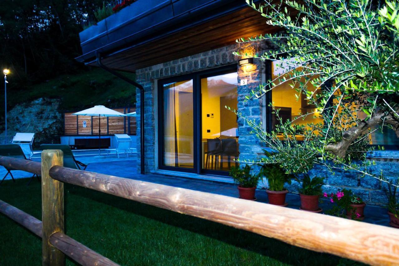 Emotion Mit Terrasse Am Dascio