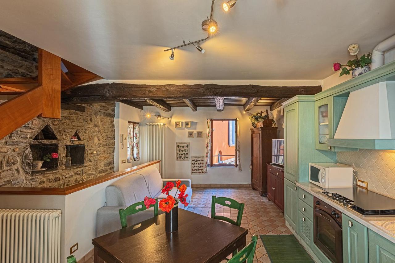 Casa Al Di In Riva Holiday home *