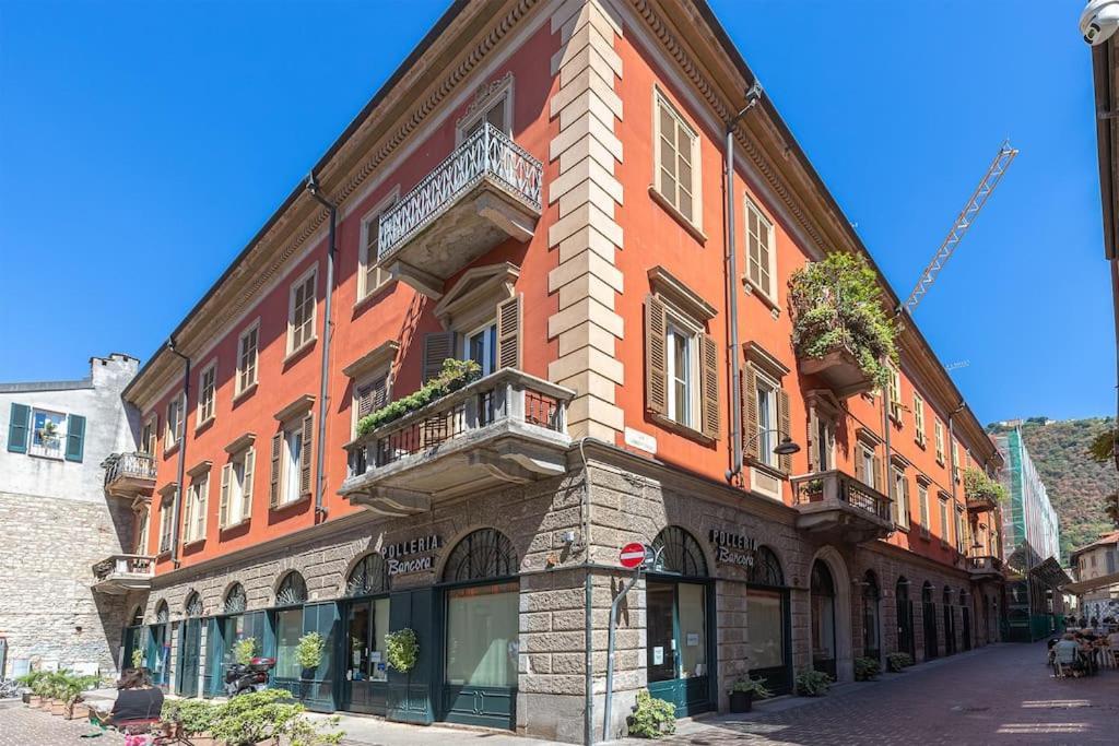 Old Town - Sweet * Como