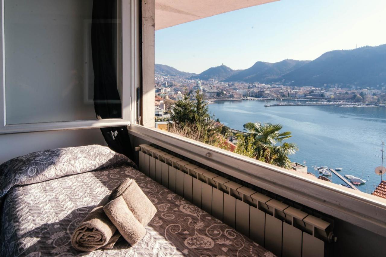 Window Flat - The House Of Travelers Apartment