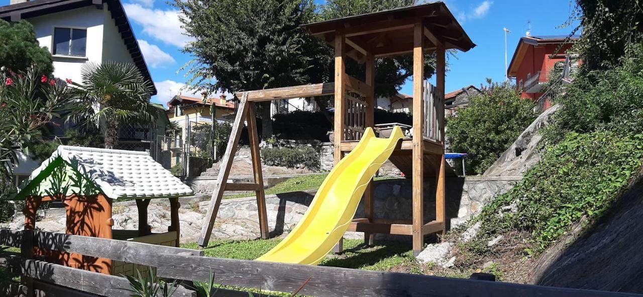 Mari Villa *