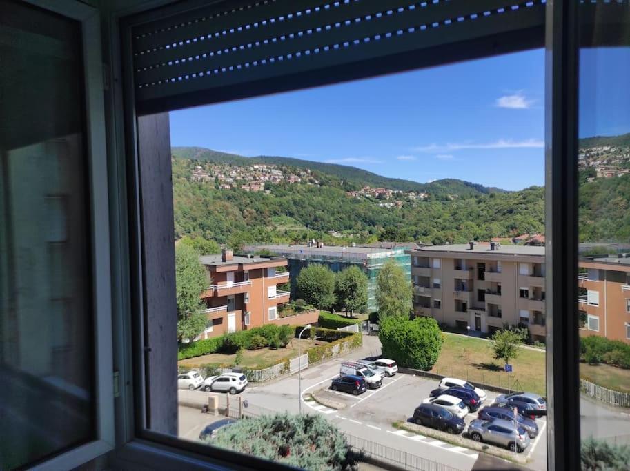Trilocale Con Vista Panoramica Vicino A Como Holiday home