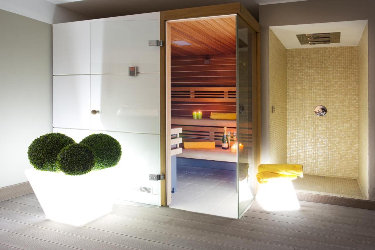 No 1-sleeps 10 By Italian Apartment Sala Comacina