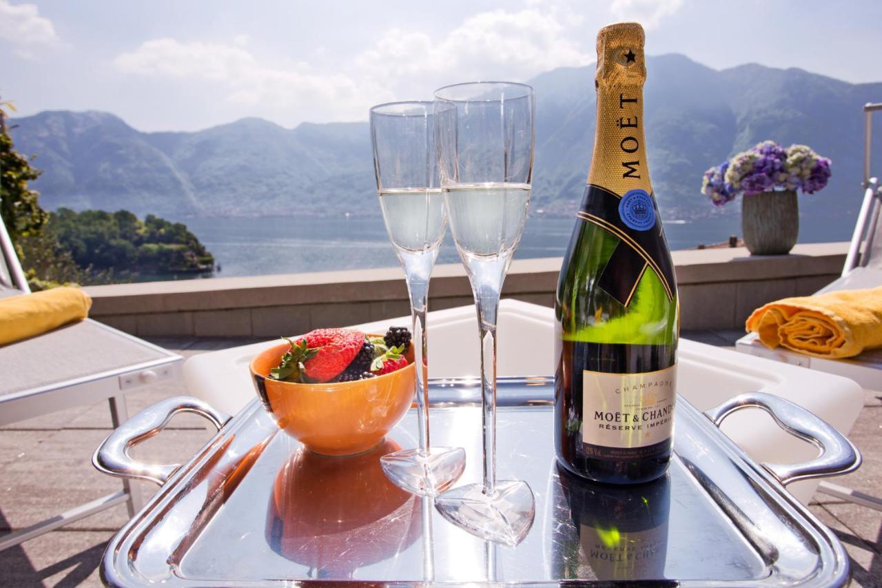 No 1-sleeps 10 By Italian