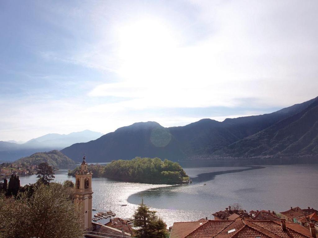 No 1-sleeps 10 By Italian