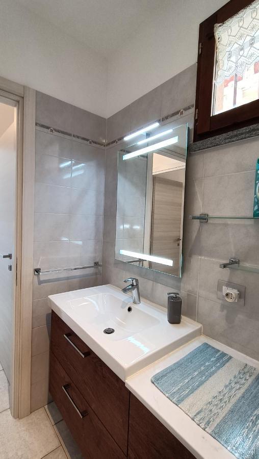 House In A Beautiful With Garden, Swimming Pool And Parking Spot - Larihome A07 Ferienhaus Domaso