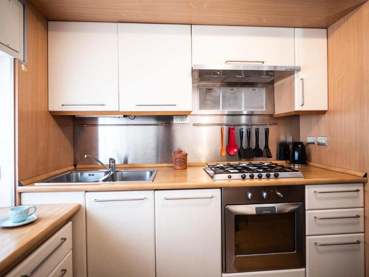 Lily House Apartment