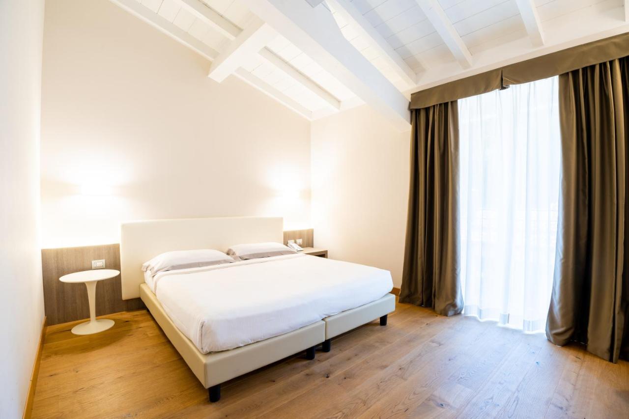 Hotel Centrale Hotel 4*