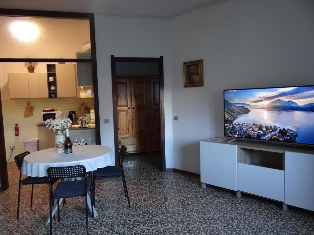 Roberta's House, A Few Steps From The Apartment Bellano