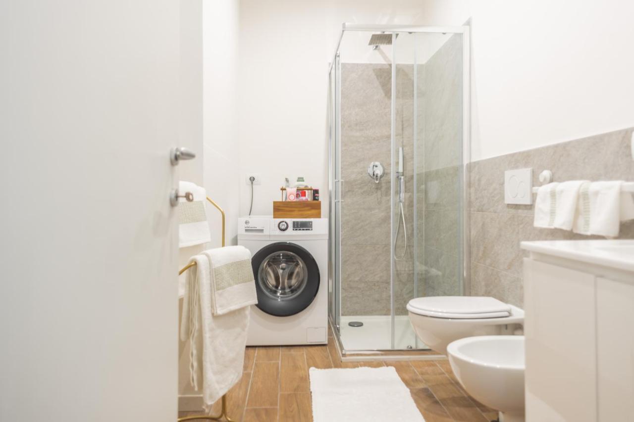 Lora Apartment,free Private Parking, Self Check In,1 *