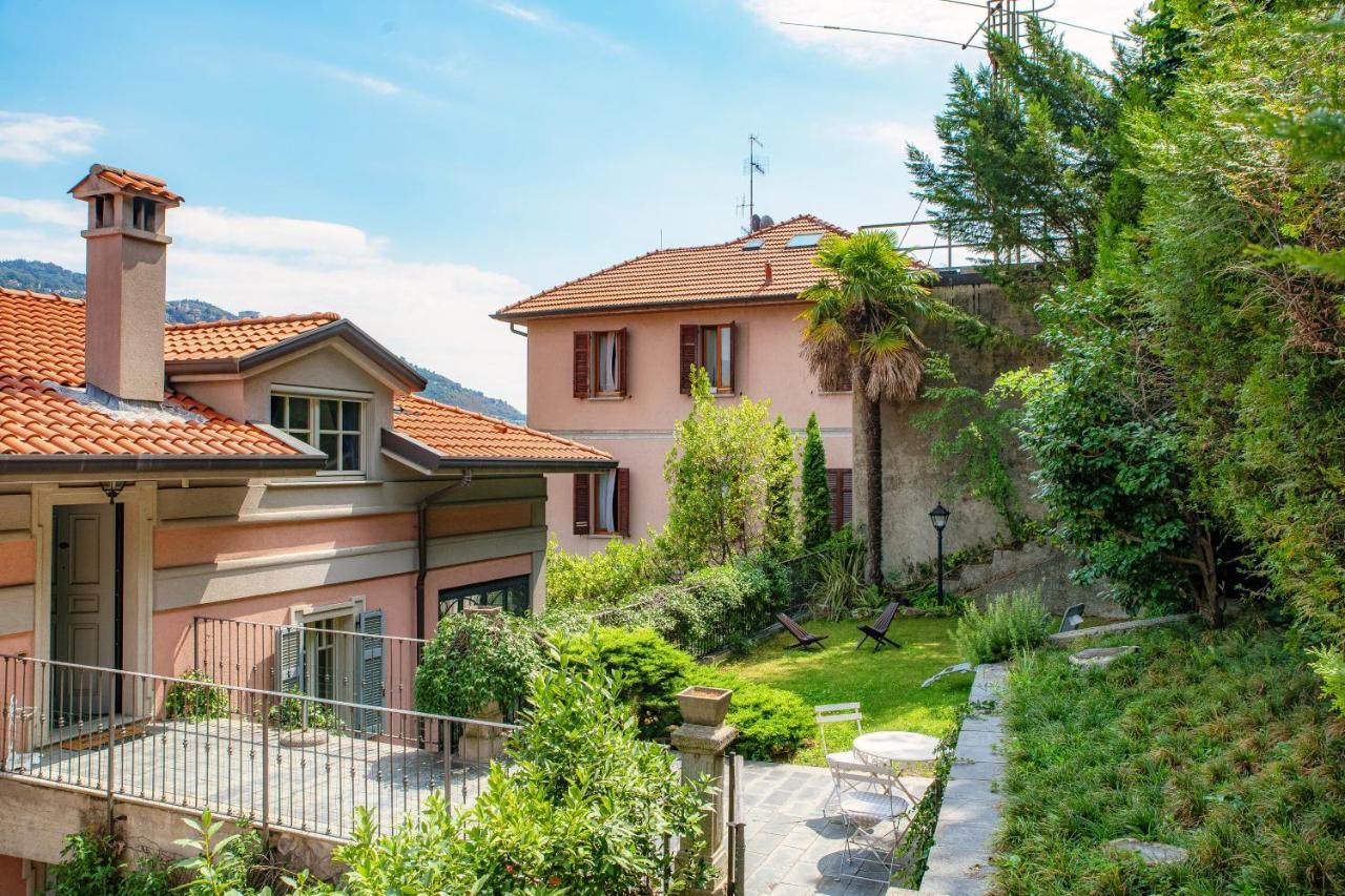 I D'a Charming Penthouse - View- Como- House-130 Mt-2 Double Bedrooms And 2 Double Bathrooms A Spacious Living Room-full Equipped Kitchen-private Garden And Terrace-private Covered Parking * Como