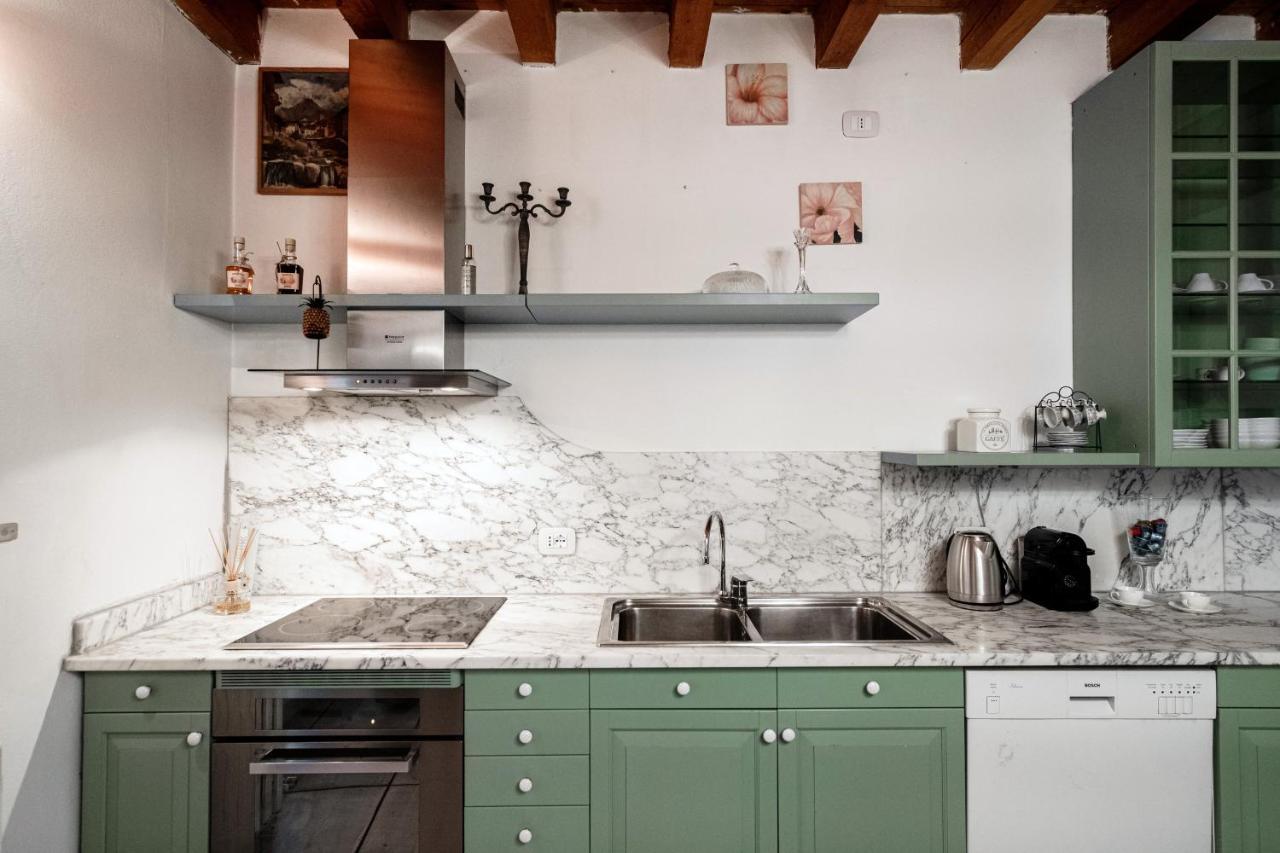 Apartment Domus Bella - By Myhomeincomo *