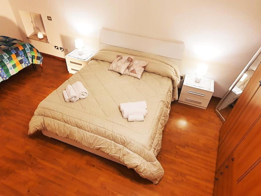 King Center 9 Posti Letto- Grande Terrazza - 2 Bagni Privati *