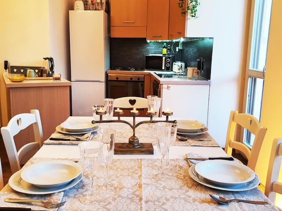 King Center 9 Posti Letto- Grande Terrazza - 2 Bagni Privati * Como