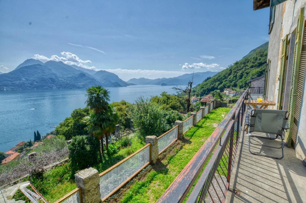 Pezzo 2-bedroom Lakeview With Shared Garden And Terrace Apartment