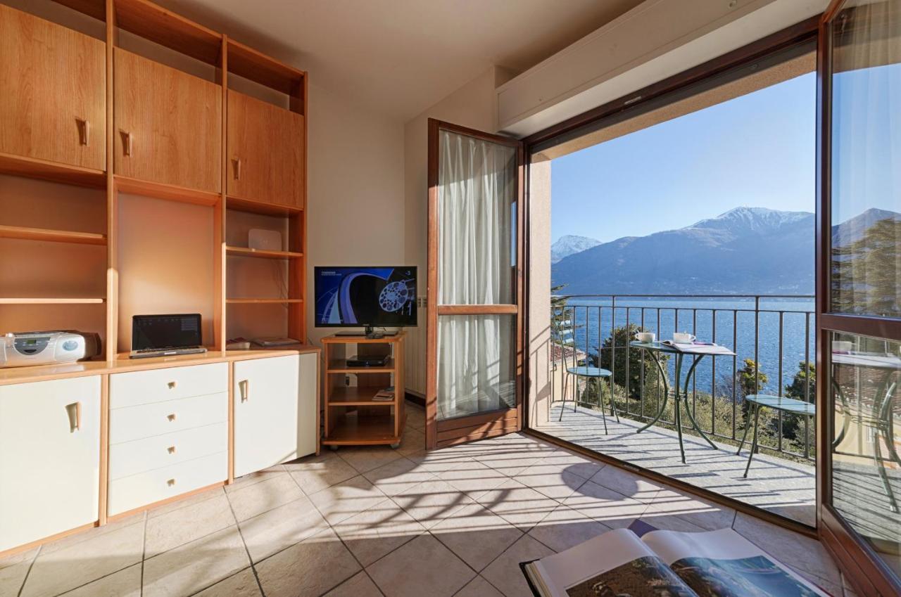 3-bedroom Lakeview At The *