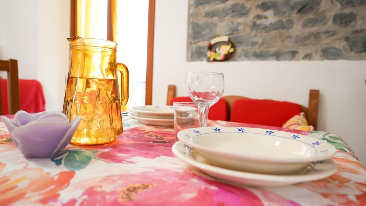 Panoramic View Home's Giulia Casasco Intelvi
