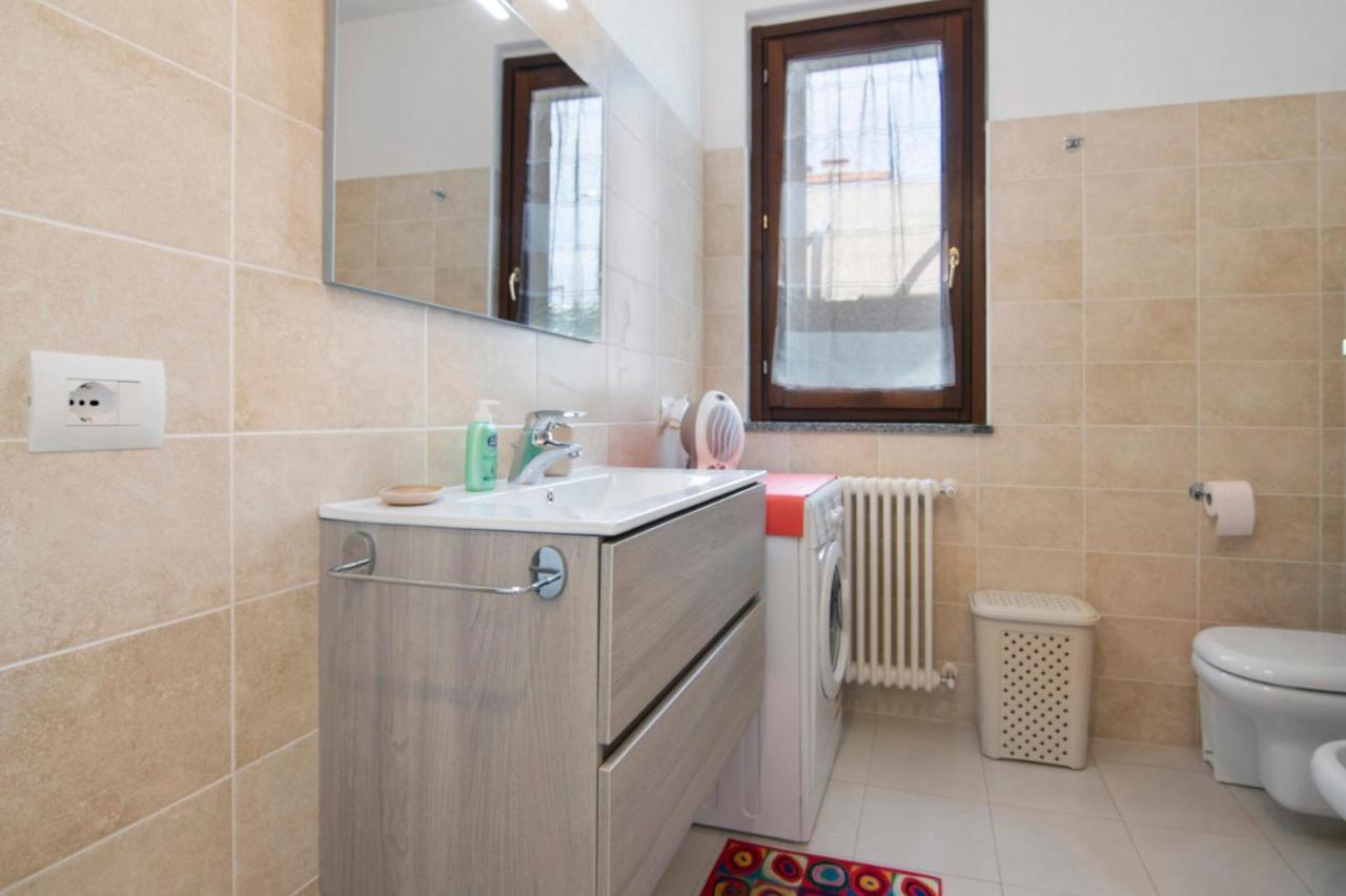 Apartment Orange Corner -