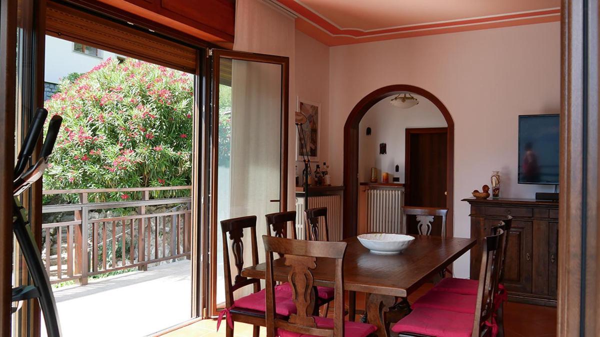 Villa Casa Pescarino Con Vista E Idromassaggio Oliveto Lario