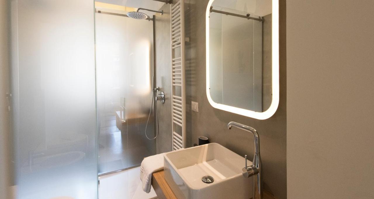 Apartment Dante By Solutions Como