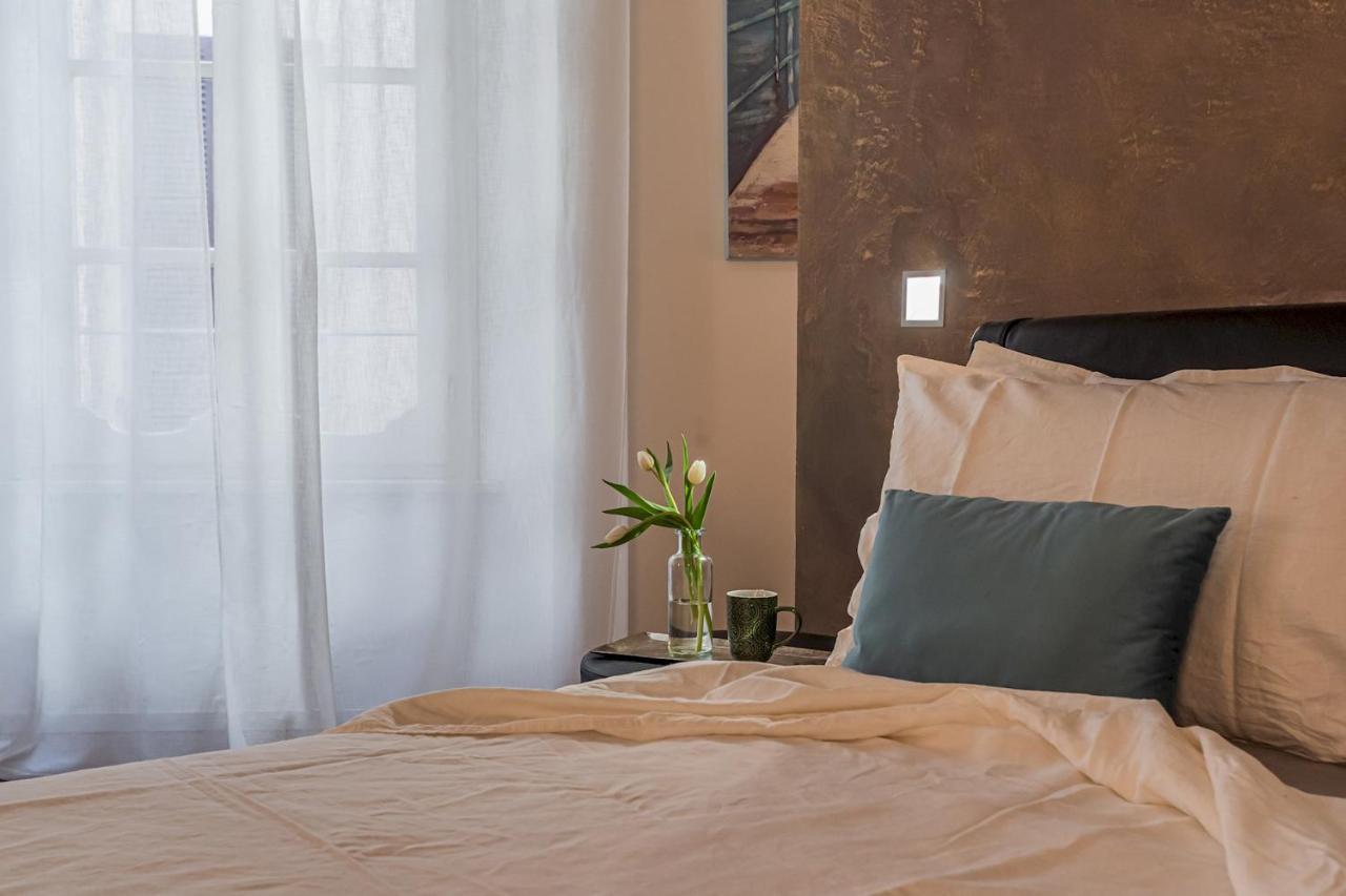 Rovelli 41 By Rent *