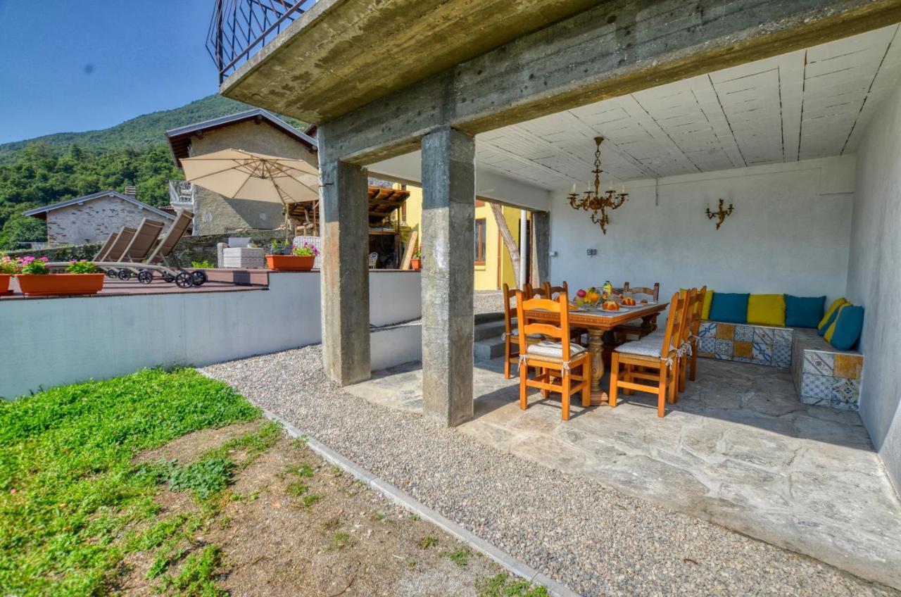 Pezzo 2-bedroom Lakeview With Shared Garden And Terrace Apartment