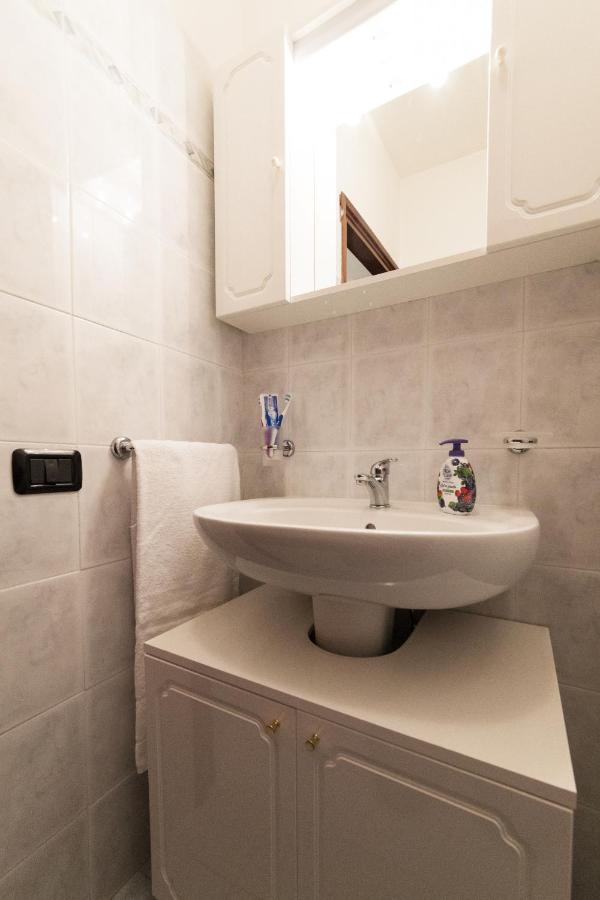 Apartment 3-bedroom Lakeview At The *