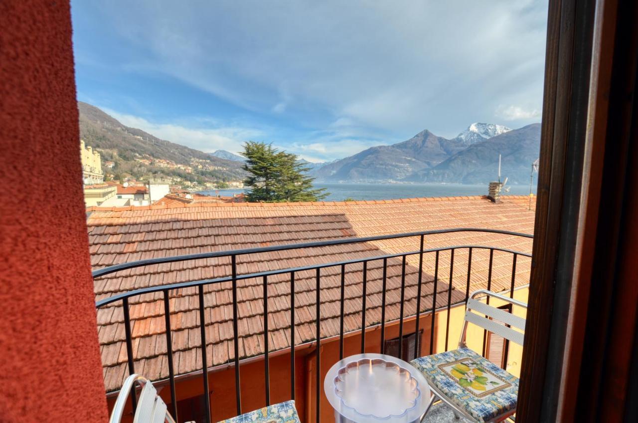 View Golden Triangle Apartment