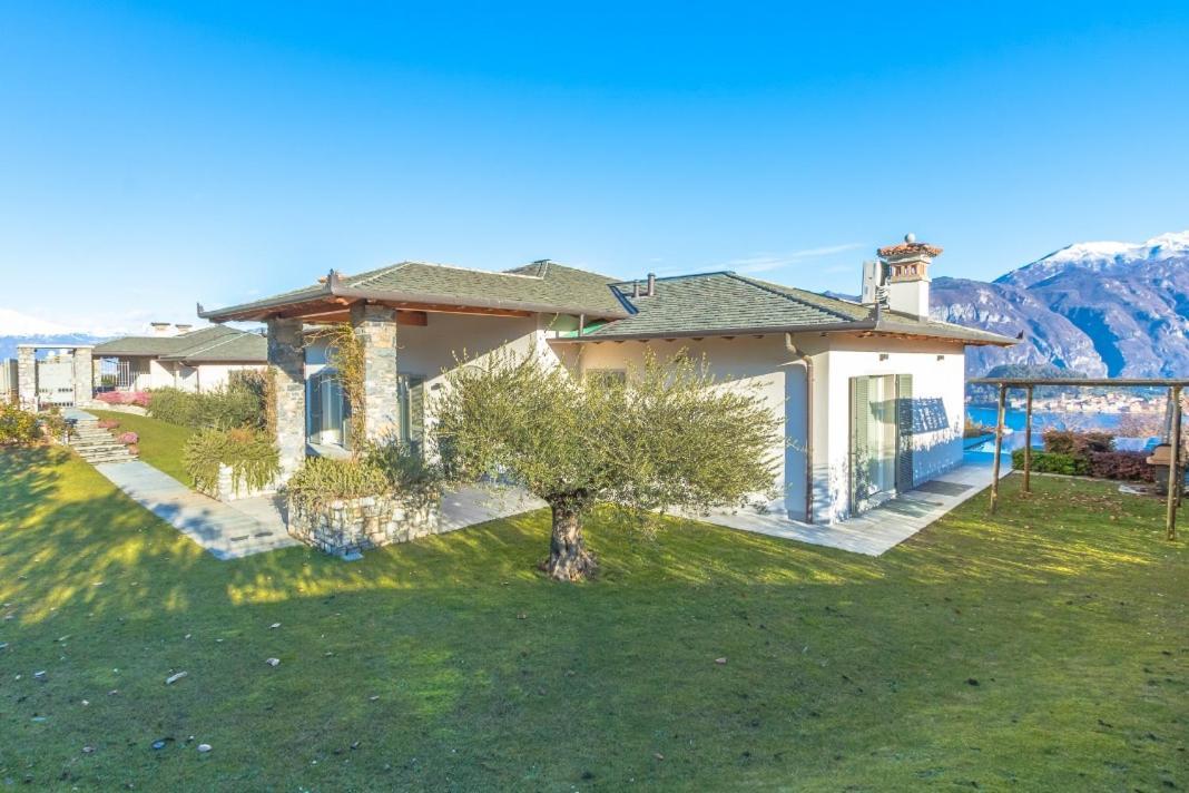 Villa Rogaro Corinna *