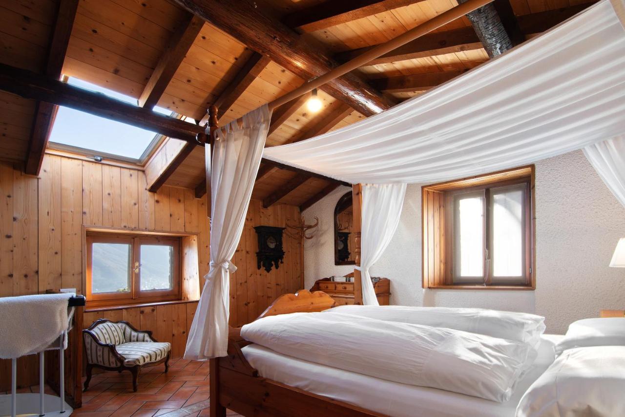 Stone House Of The Year 1500 Holiday home *