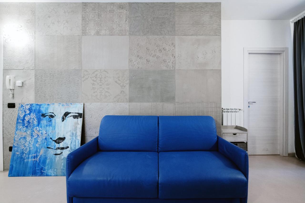 Blue Loft - The House Of Travelers Como