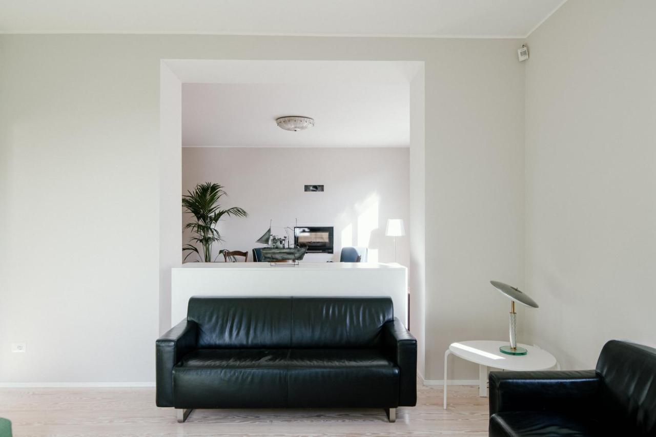 In Lina Apartment *