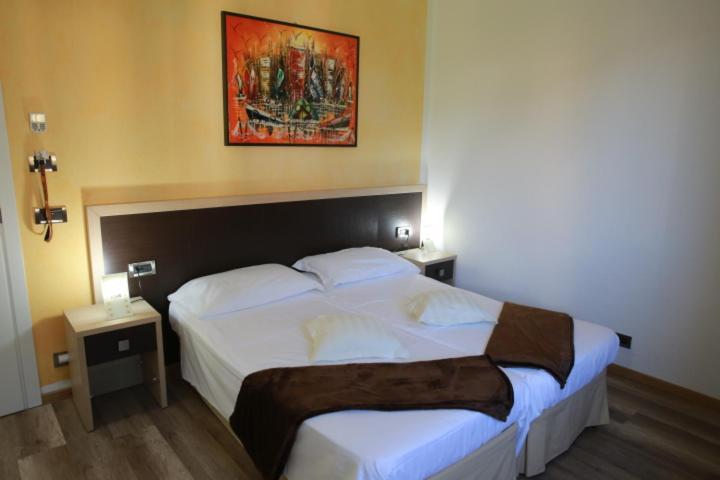 Lauro Hotel 3*