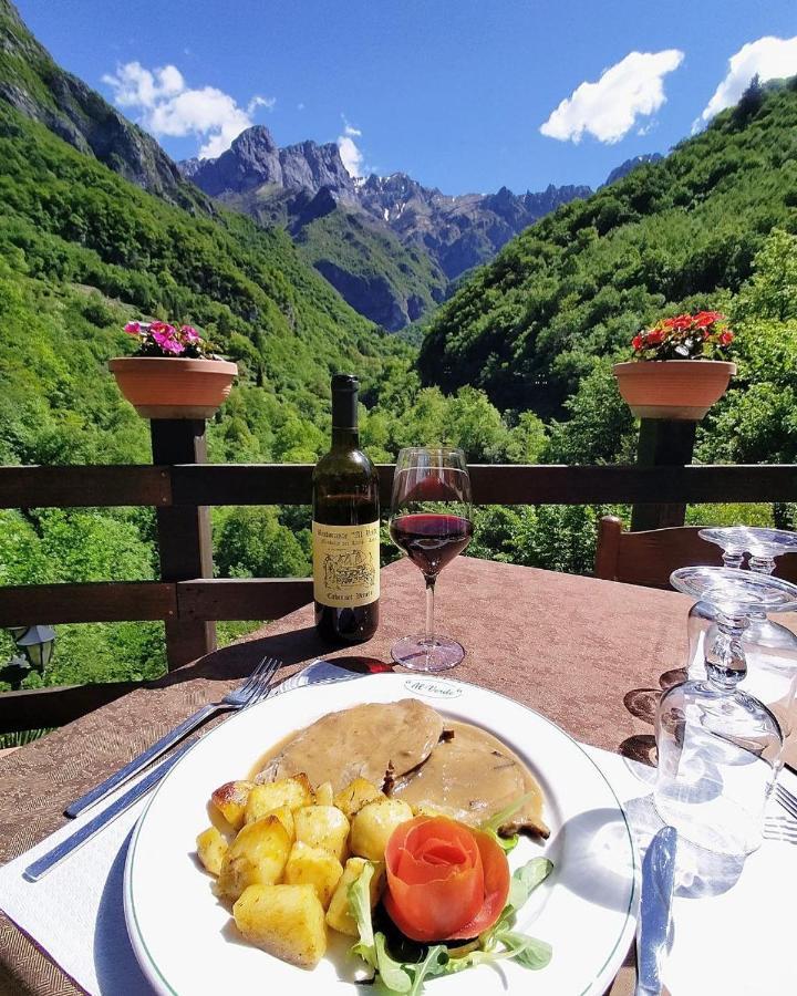 Al Mandello del Lario