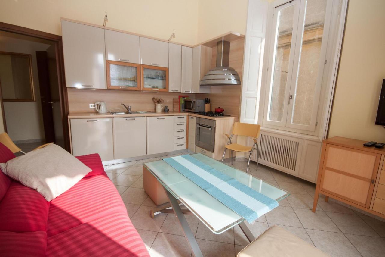Bella Vista - Front - View Tremezzo