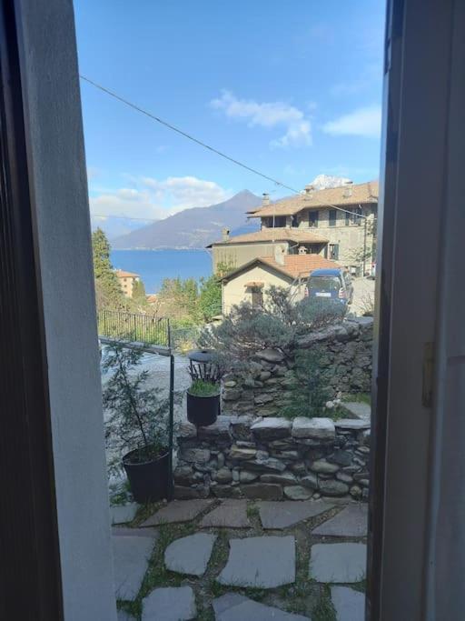 The Door Of The Castle Apartment Menaggio