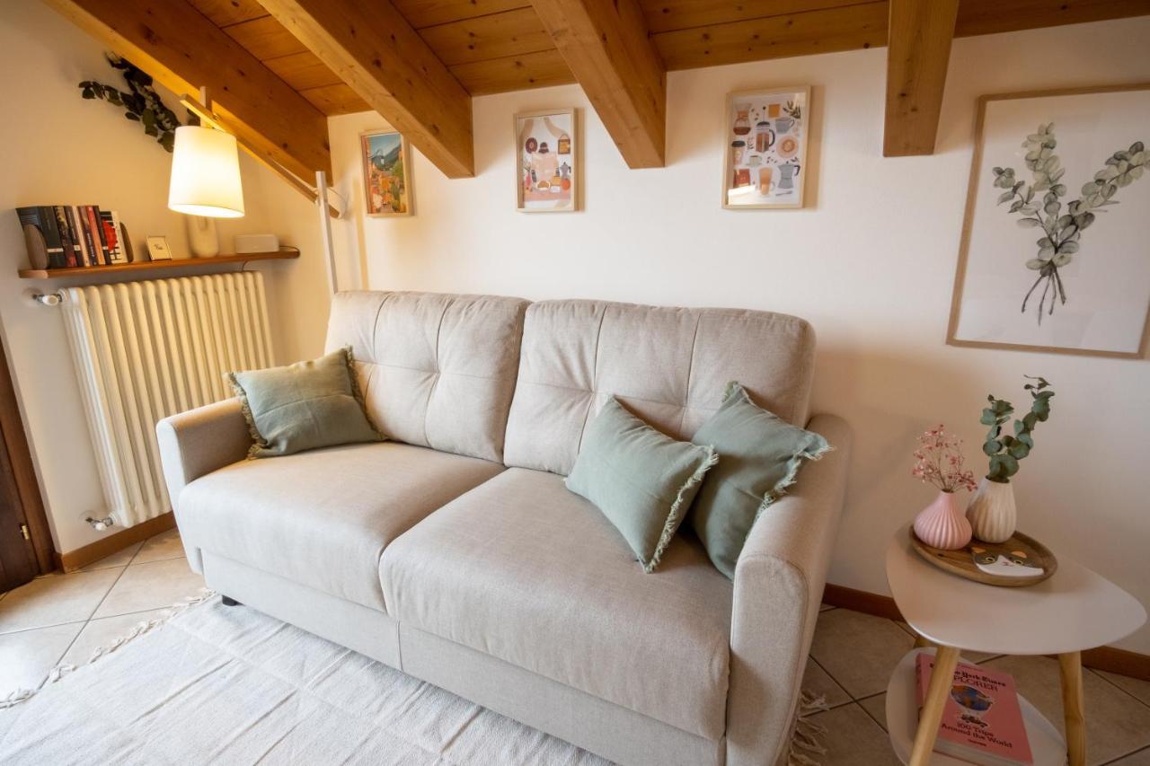 Olivo Verde - Cosy Stay, Pool And Amazing Views Apartment Perledo