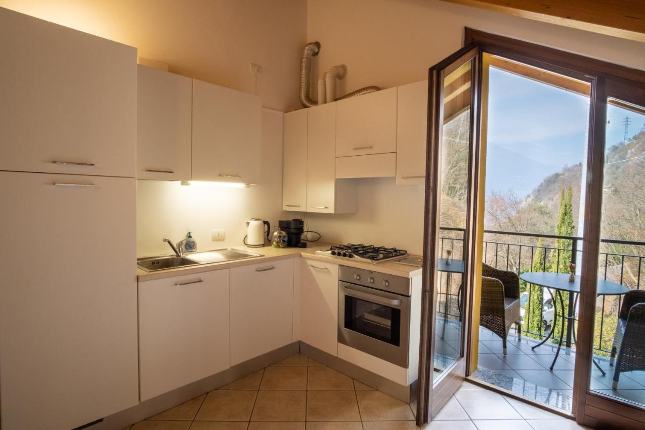 Olivo Verde - Cosy Stay, Pool And Amazing Views Apartment Perledo