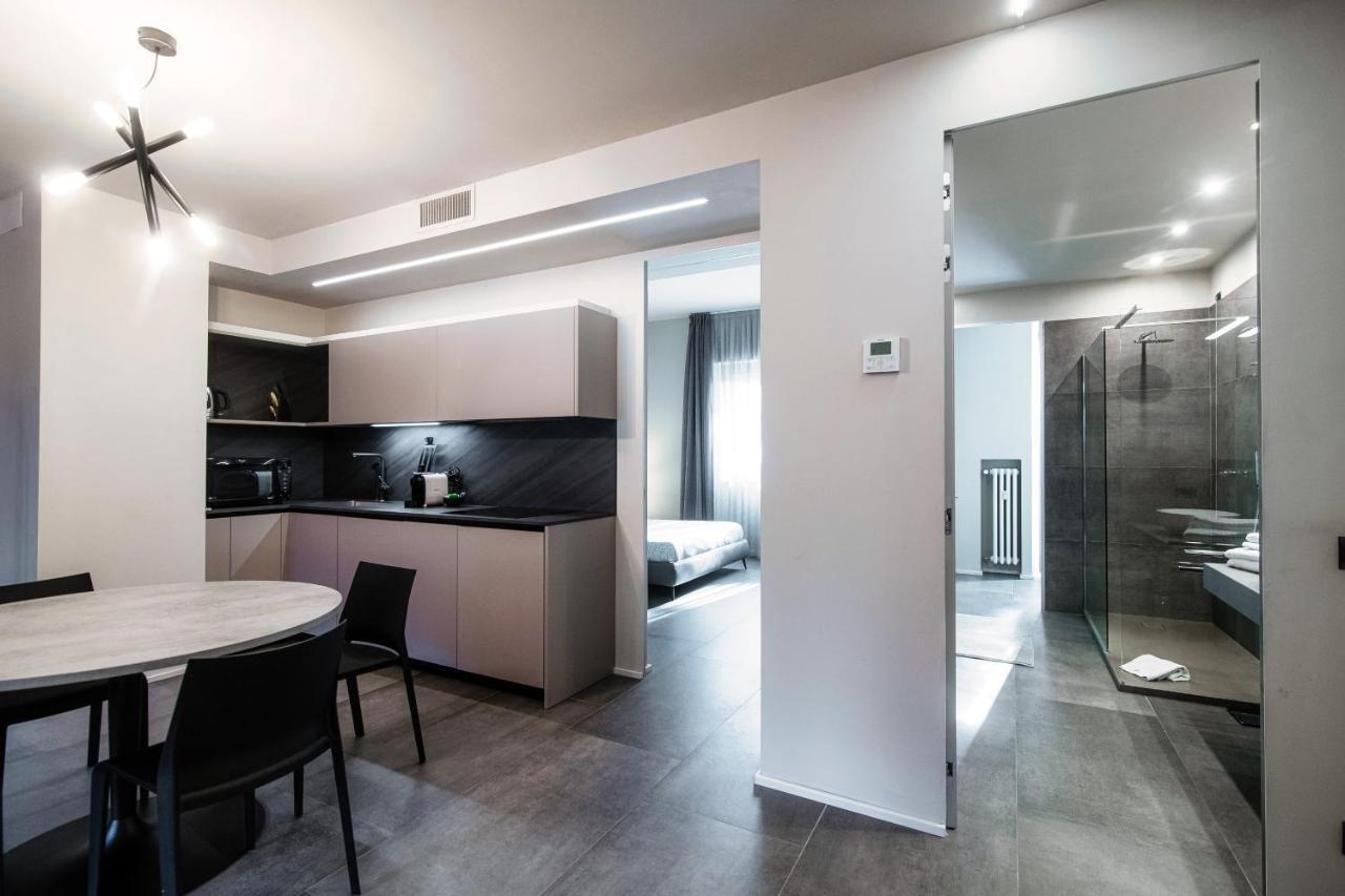 By The - Downtown Apartment Como